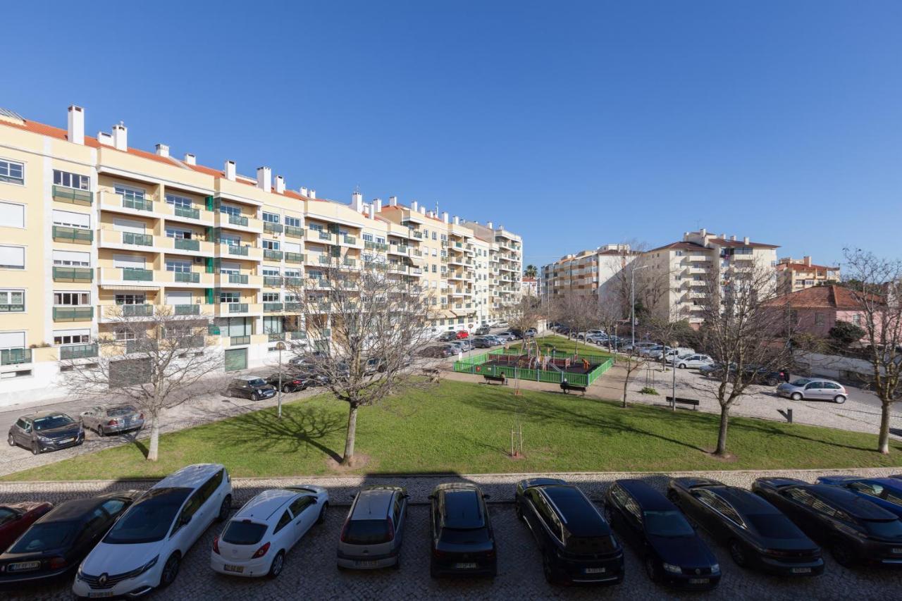 Flh Parede Family Flat With Balcony Экстерьер фото
